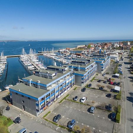 Boern Brn Ankerplatz Daire Laboe Dış mekan fotoğraf